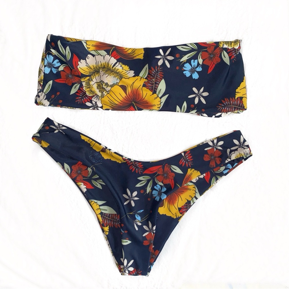 ❤️ Blue Floral Bikini 2 Piece Set Swimwear bandeau top and Bottom - Picture 3 of 7